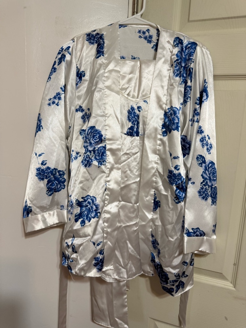 Satin Floral Robe and Chemise Set - White with Blue Floral